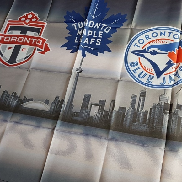 Toronto Sports Teams Flag - Picture 6 of 7